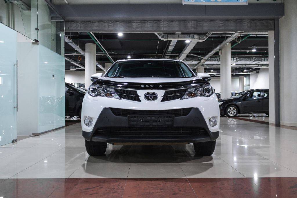 Купить RAV4 с пробегом